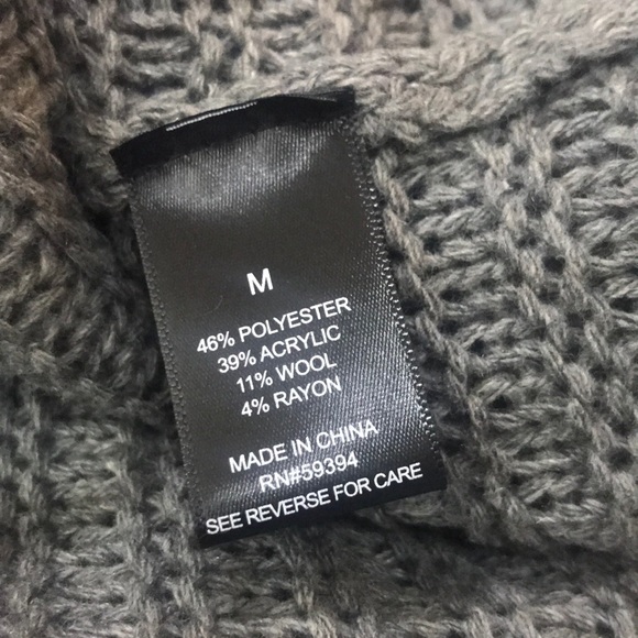 Solutions gray cardigan sweater NWT - Picture 4 of 5